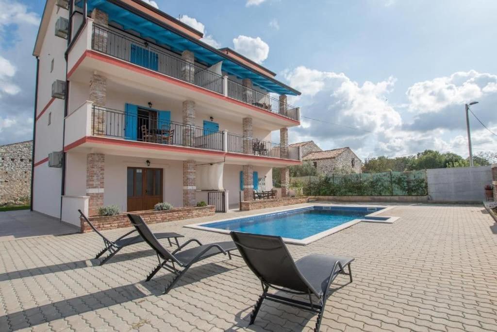 Apartman Rocky Petrovija Exterior foto